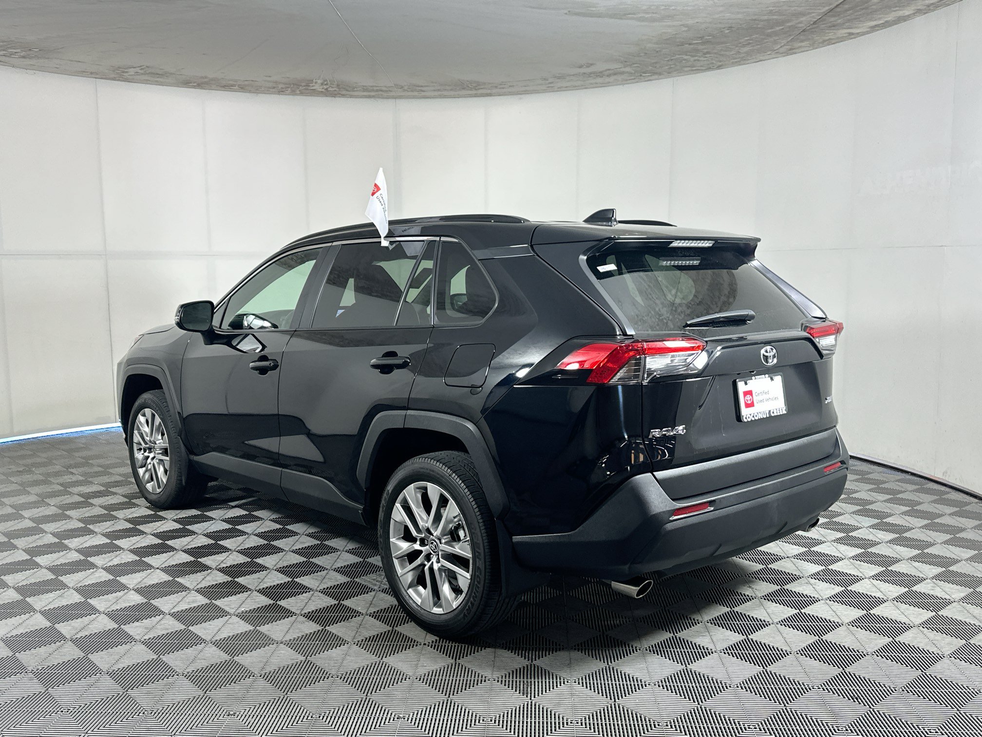 Certified 2025 Toyota RAV4 XLE Premium FWD image 5