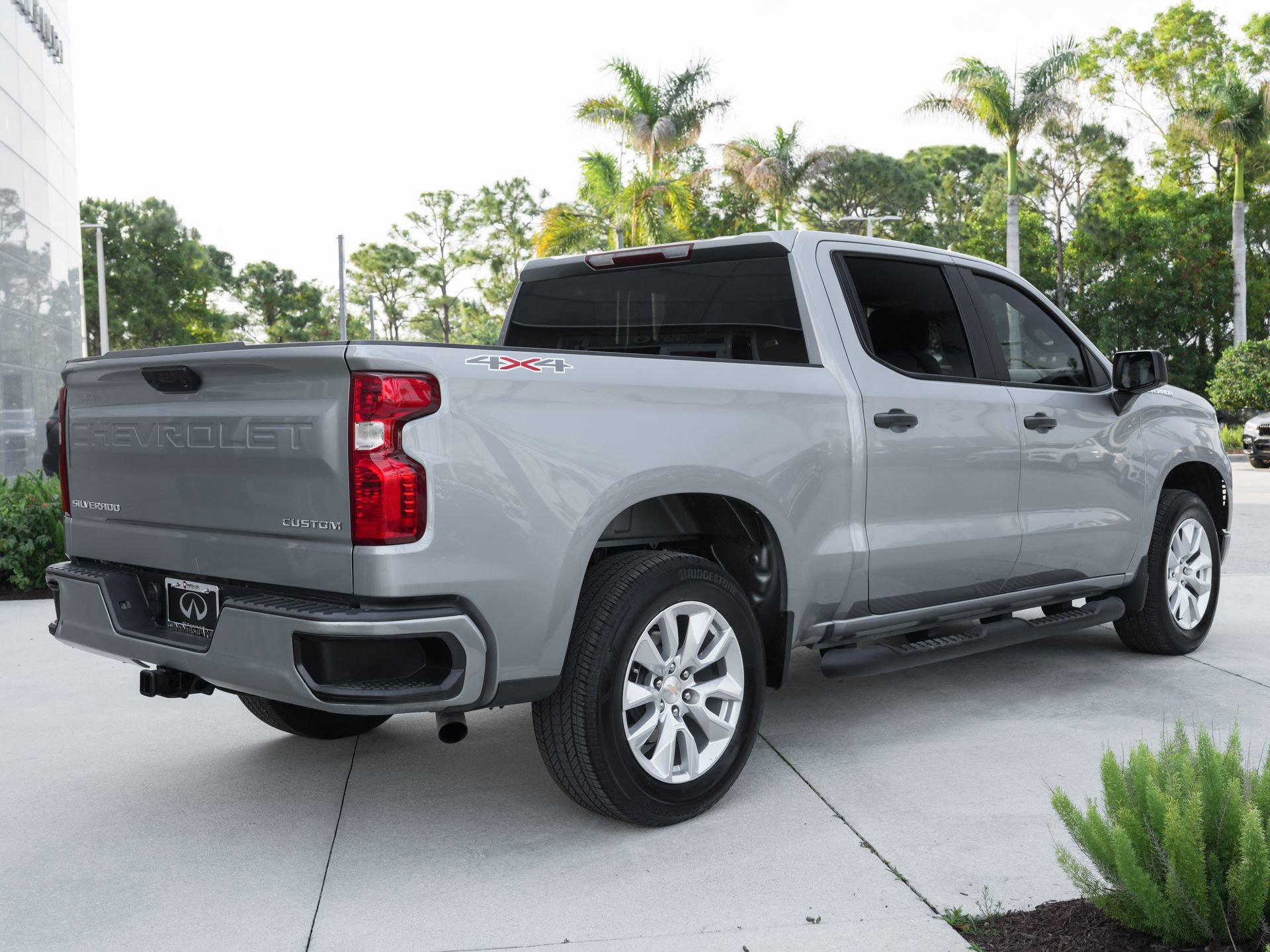 Used 2025 Chevrolet Silverado 1500 Custom AWD/4WD image 26