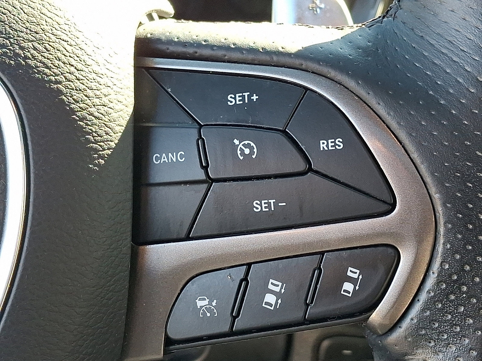 Used 2023 Dodge Durango Citadel image 24