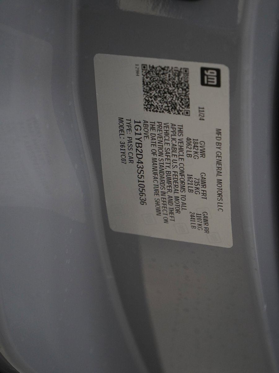 Used 2025 Chevrolet Corvette Stingray w/ Z51 Performance Package image 25