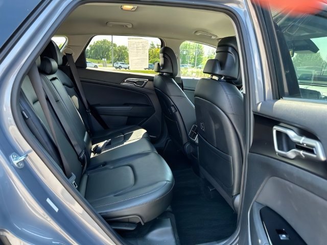 Used 2024 Kia Sportage EX AWD/4WD image 24