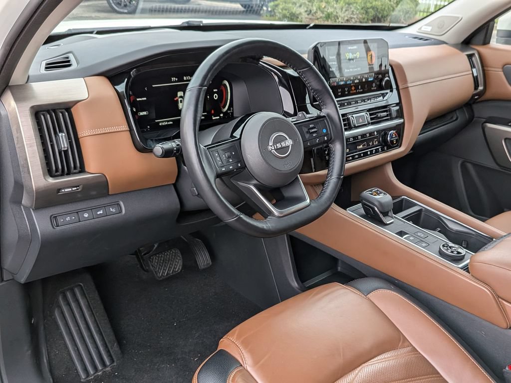 Used 2023 Nissan Pathfinder Platinum w/ Cargo Package AWD/4WD image 33