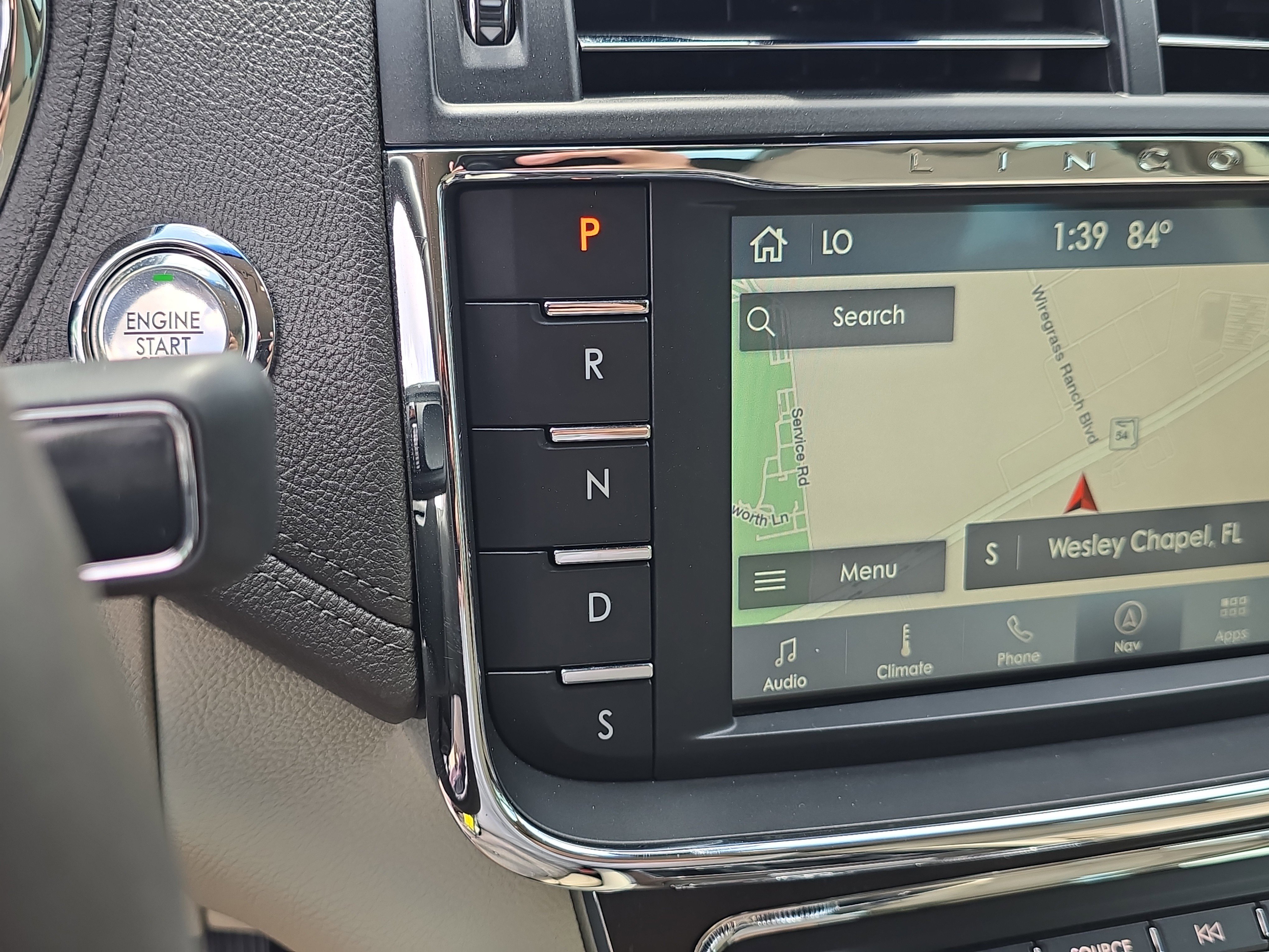 Used 2019 Lincoln Continental Select image 28