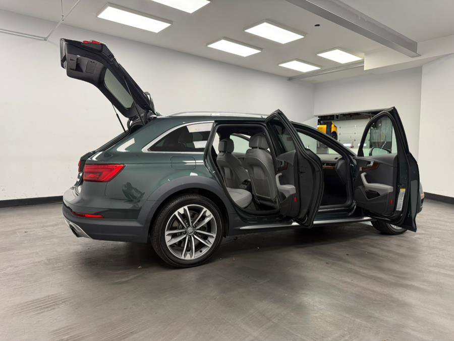 Used 2017 Audi A4 2.0T allroad Premium image 26