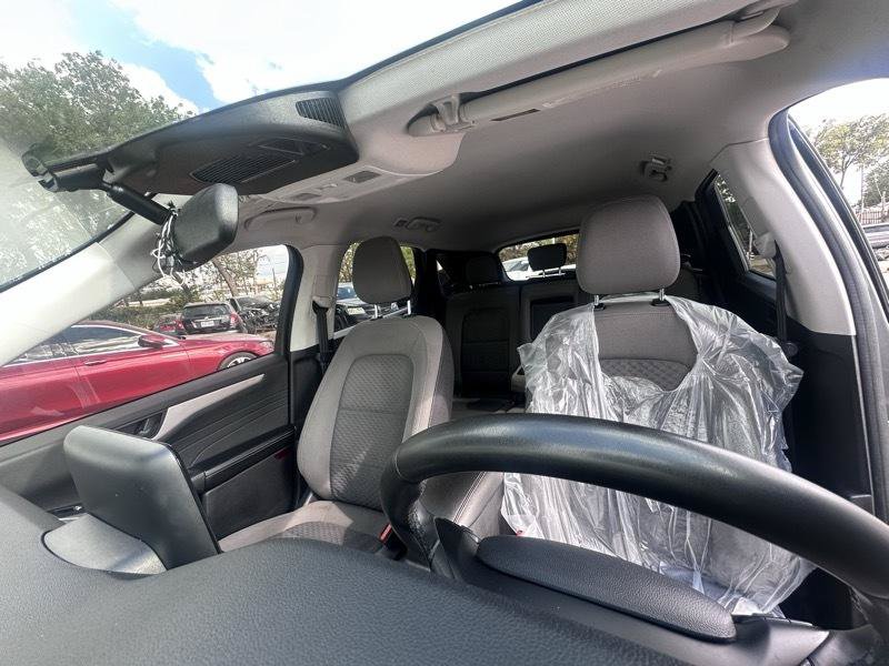 Used 2022 Ford Escape SE w/ Convenience Package FWD image 15