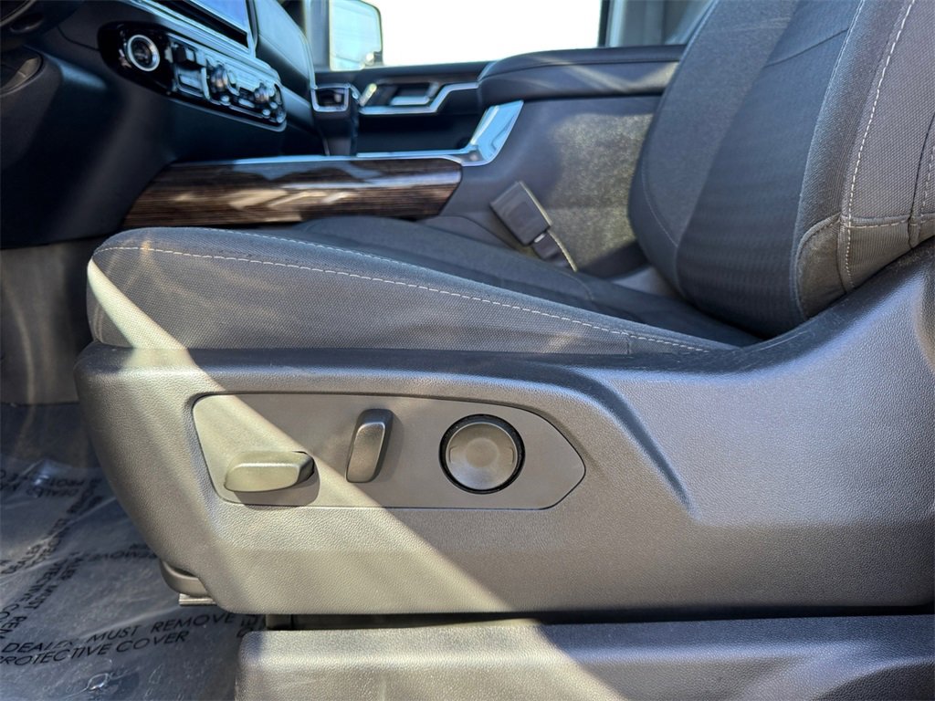 Used 2023 GMC Sierra 1500 Elevation w/ Preferred Package image 10