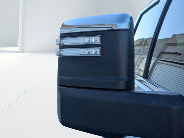 Used 2024 GMC Sierra 2500 Denali Ultimate image 9