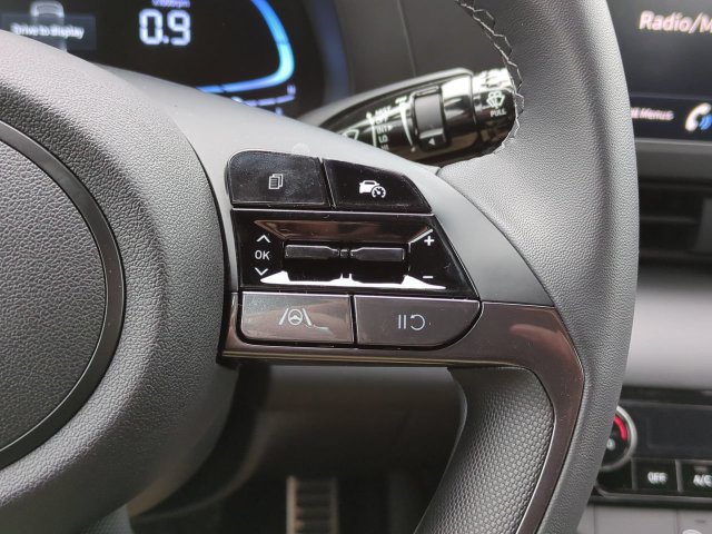 New 2026 Hyundai Elantra Sport FWD image 23
