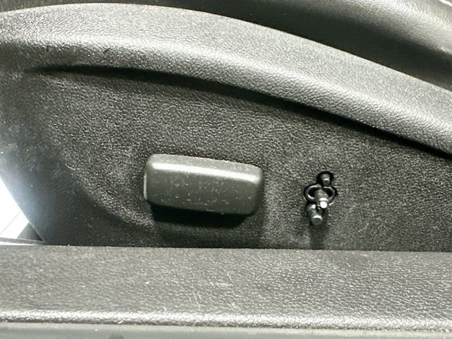 Used 2012 Chevrolet Camaro SS w/ RS Package image 21