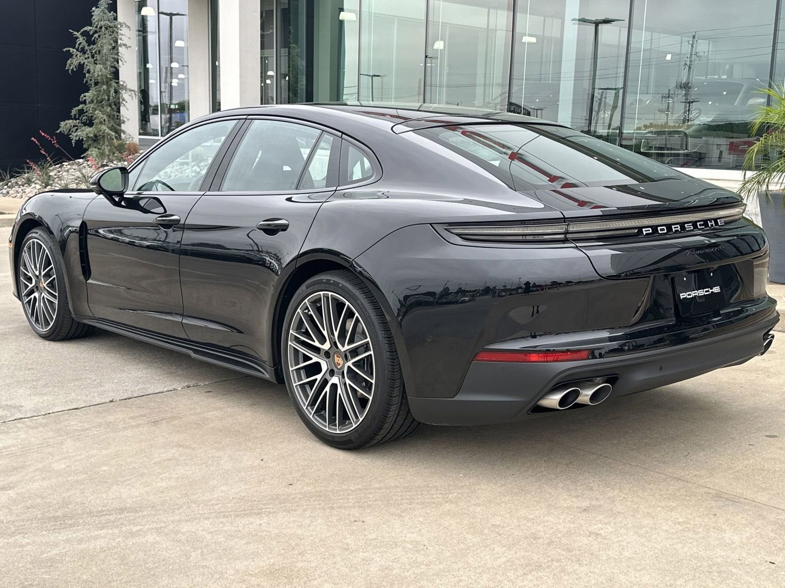 New 2026 Porsche Panamera image 3