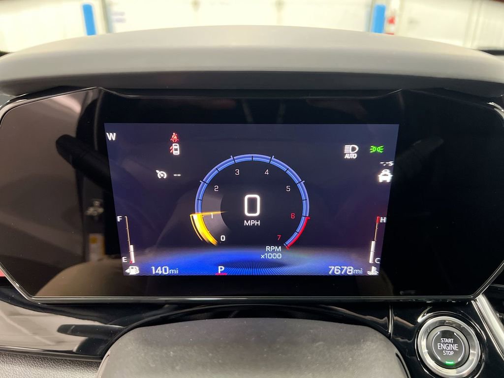 Used 2025 Chevrolet Trax RS w/ Driver Confidence Package image 12