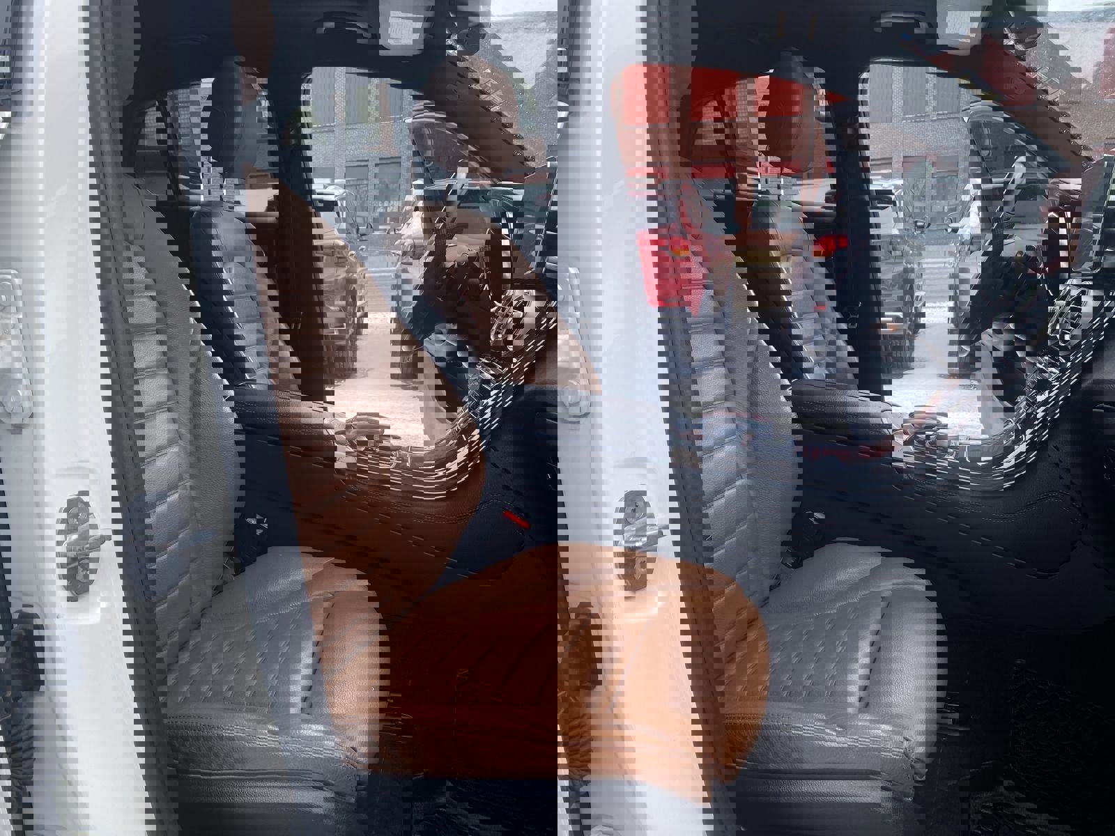 Used 2018 Mercedes-Benz GLC 300 4MATIC Coupe image 21