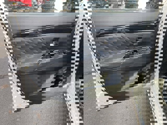 Used 2018 Mitsubishi Outlander GT image 18