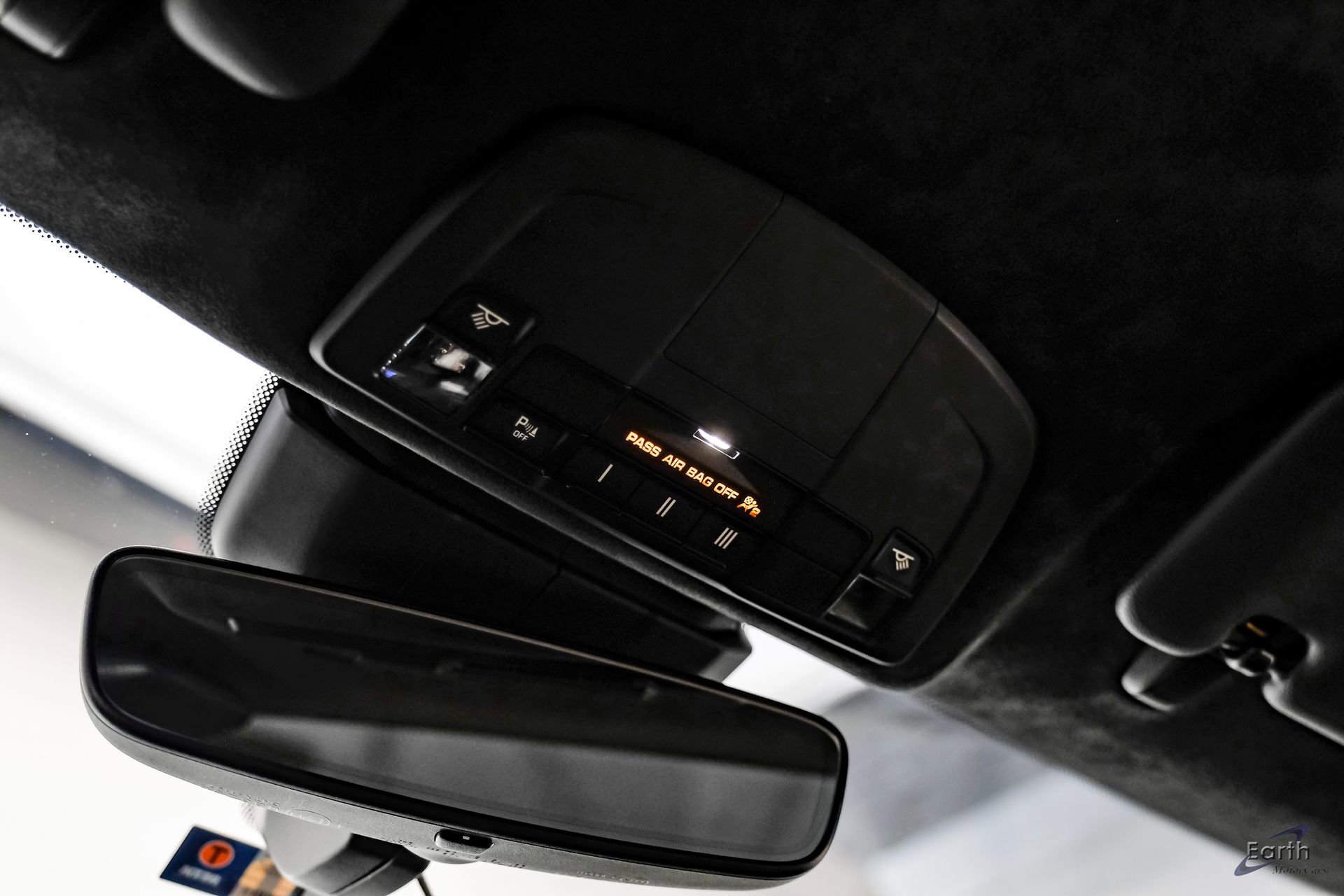 Used 2017 Porsche 911 Turbo image 37