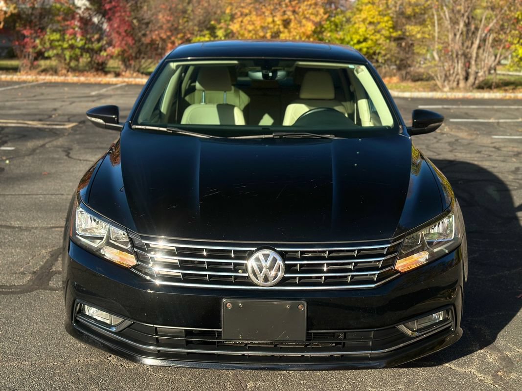 Used 2016 Volkswagen Passat 1.8T FWD image 3