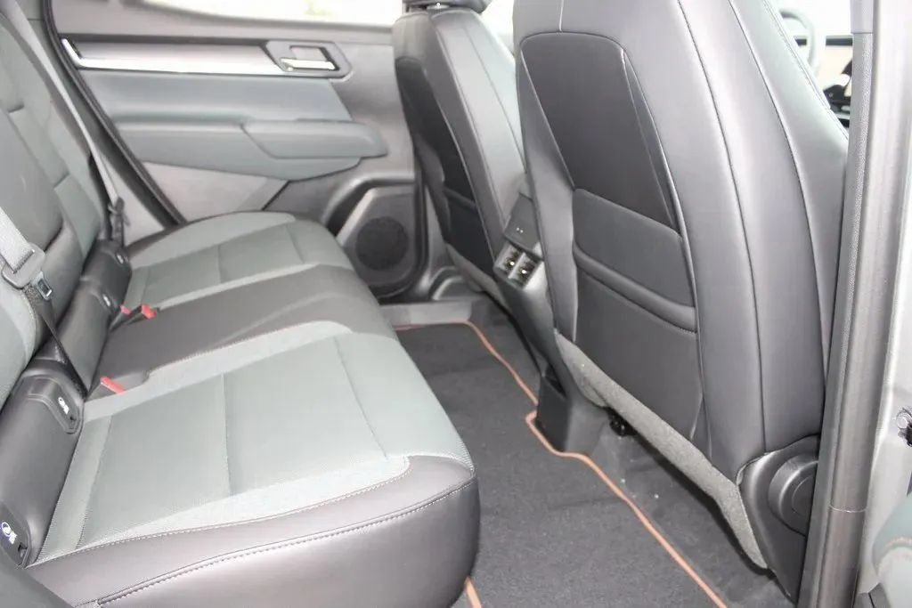 New 2026 GMC Terrain AT4 AWD/4WD image 22