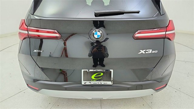Used 2025 BMW X3 xDrive30i w/ Premium Package image 11