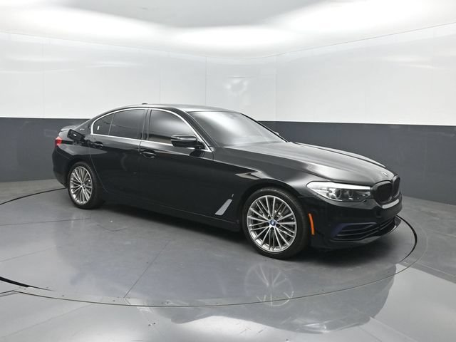 Used 2019 BMW 530e w/ Convenience Package RWD image 32
