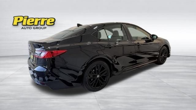 Used 2025 Toyota Camry SE FWD image 5
