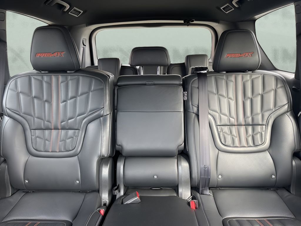 Used 2025 Nissan Armada PRO-4X image 12