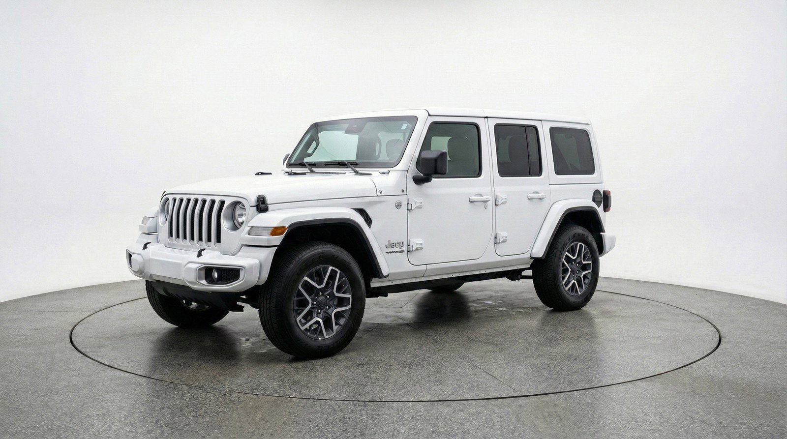 Used 2025 Jeep Wrangler Sahara AWD/4WD image 3