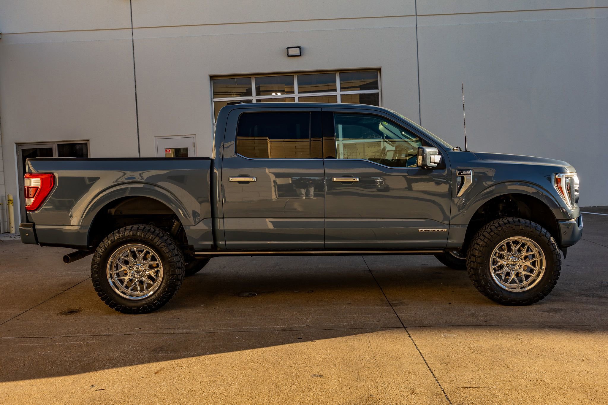 Used 2023 Ford F150 Limited AWD/4WD image 11