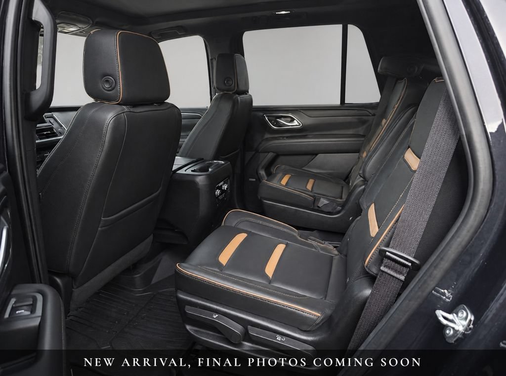 Used 2024 GMC Yukon AT4 w/ AT4 Premium Plus Package AWD/4WD image 10