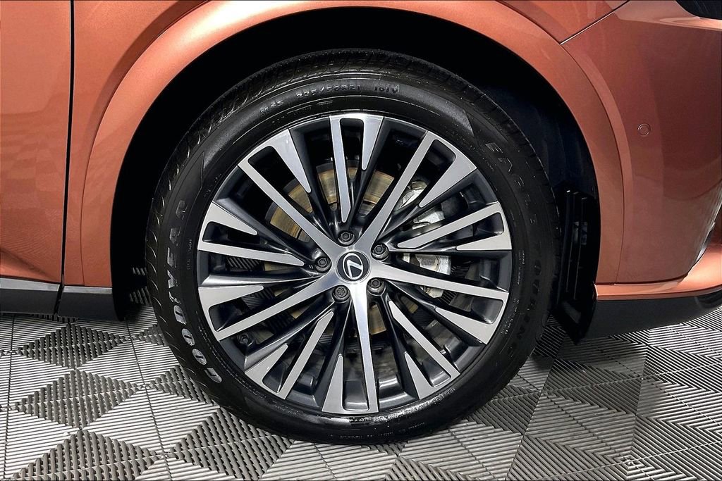 Used 2024 Lexus RX 350 Premium Plus w/ Convenience Package image 11