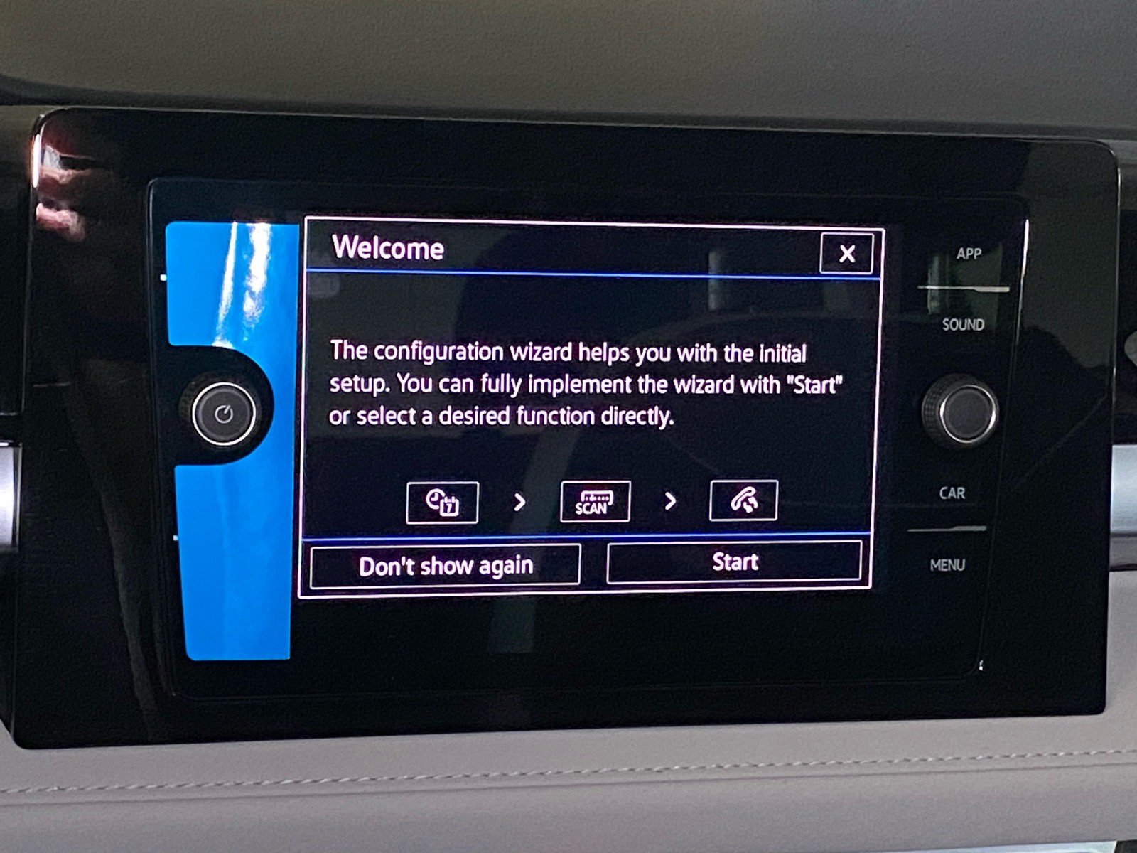 New 2026 Volkswagen Taos SE FWD image 5