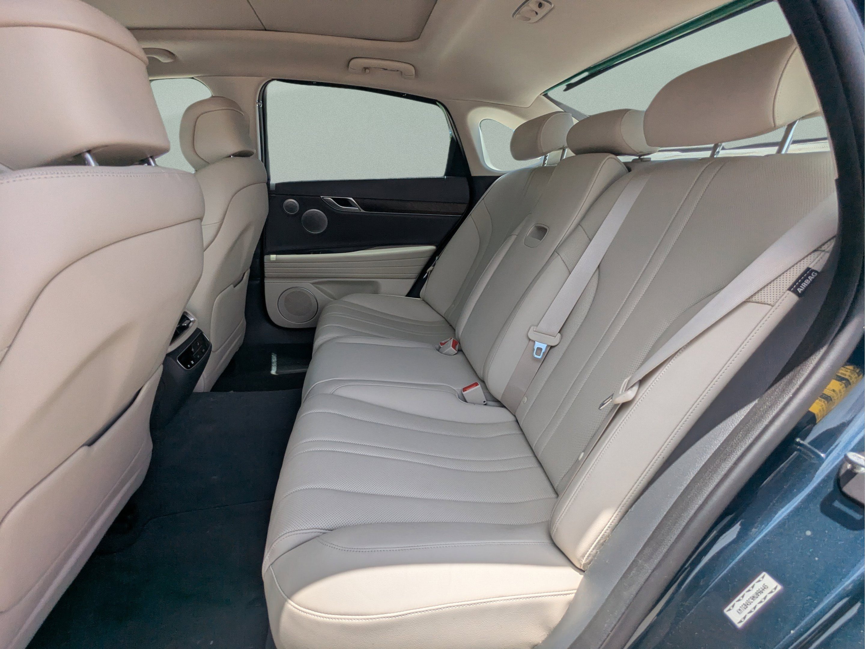 Used 2022 Genesis G80 2.5T w/ Prestige Package RWD image 10