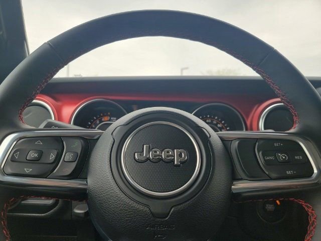 Used 2023 Jeep Wrangler Unlimited Rubicon w/ Dual Top Group image 25