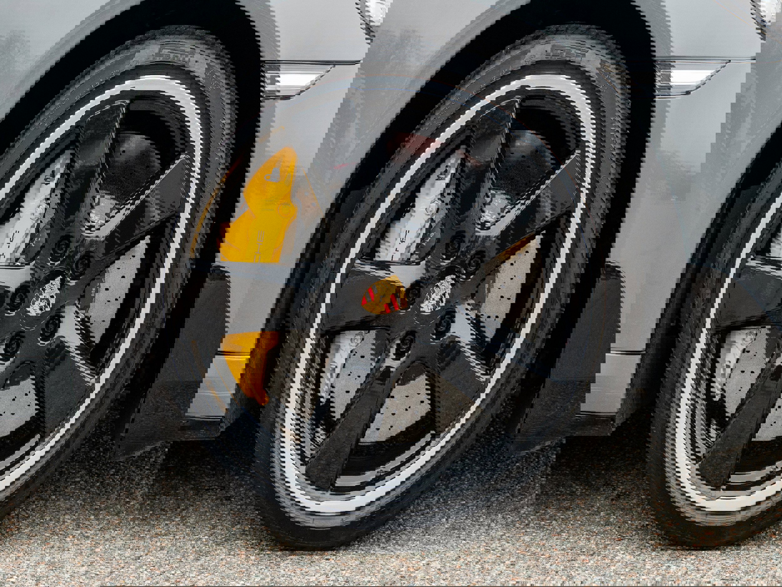 Used 2017 Porsche 911 Turbo S image 21