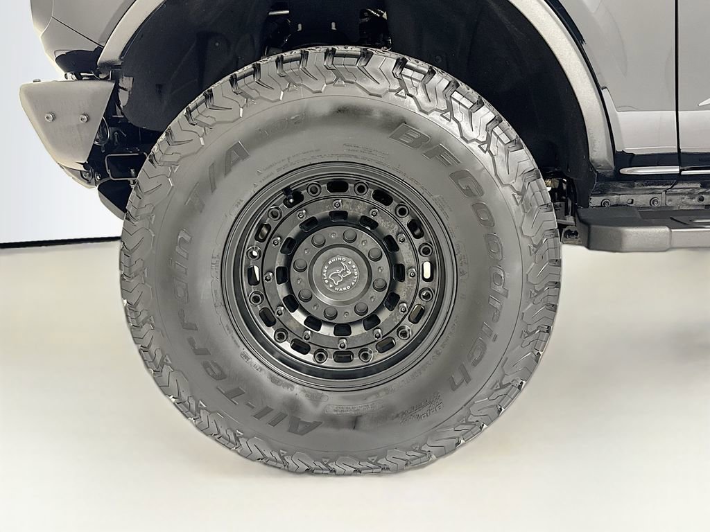Used 2023 Ford Bronco Wildtrak image 29