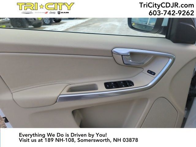 Used 2015 Volvo XC60 T5 image 12