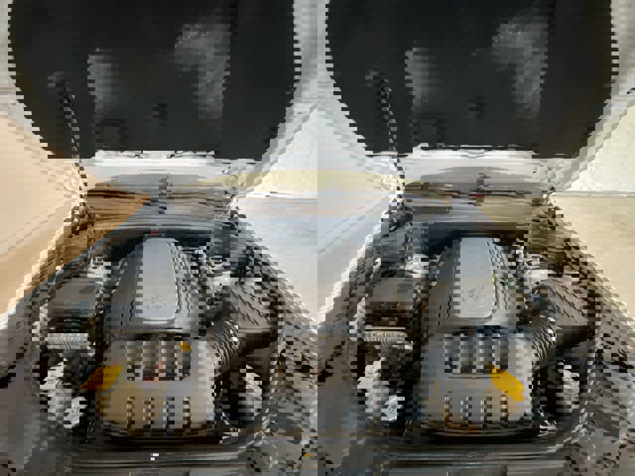 Used 2014 Jeep Grand Cherokee Limited image 25