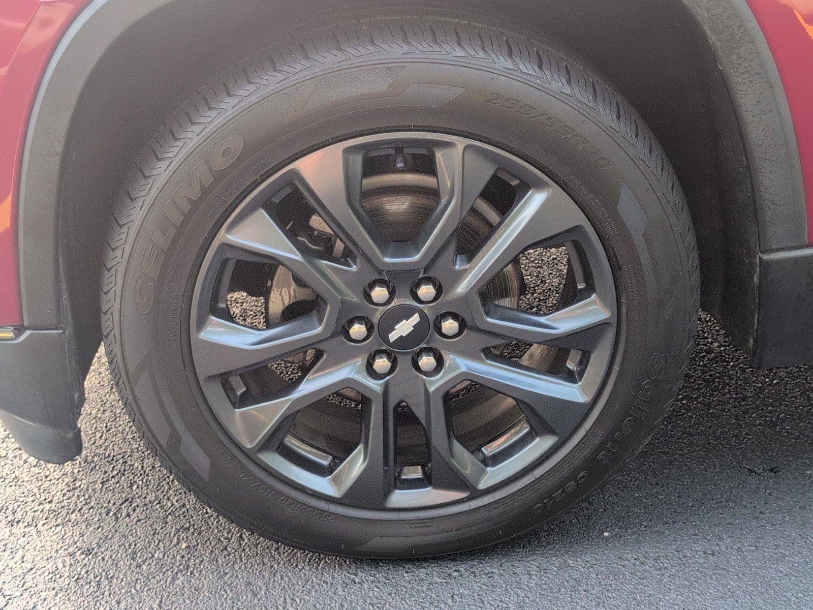 Used 2019 Chevrolet Traverse RS FWD image 11