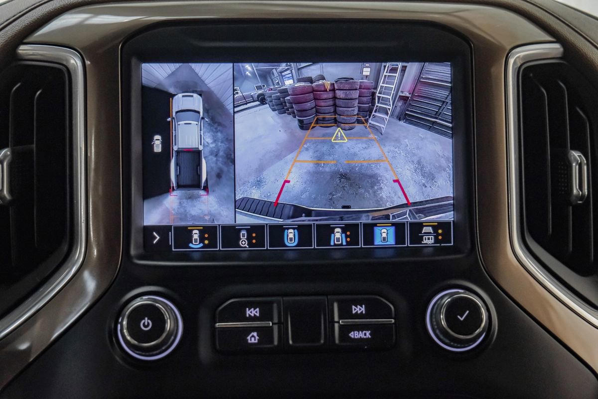 Used 2022 Chevrolet Silverado 3500 High Country image 22