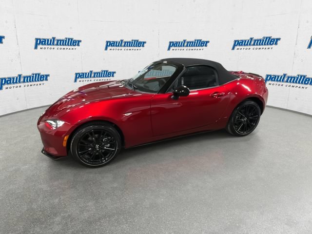 New 2026 MAZDA MX-5 Miata Club w/ Weather Package RWD image 5