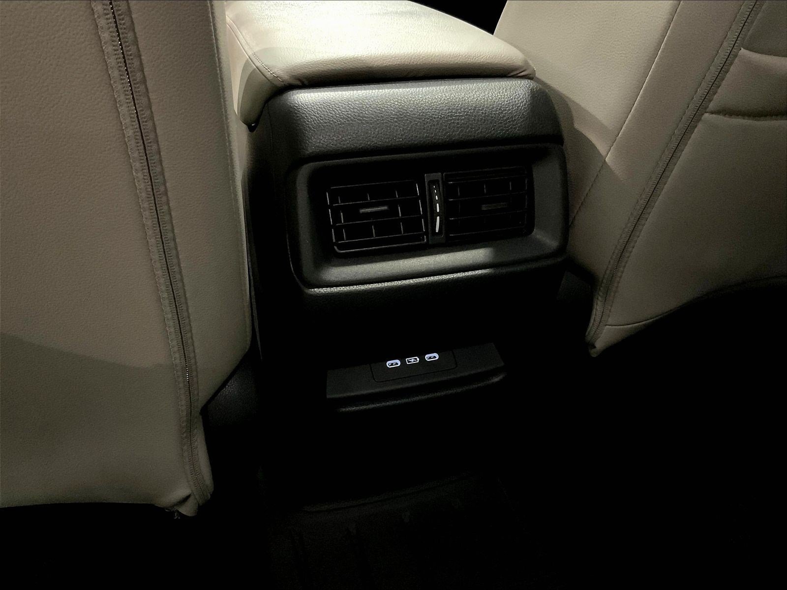 Used 2025 Honda CR-V EX-L image 10