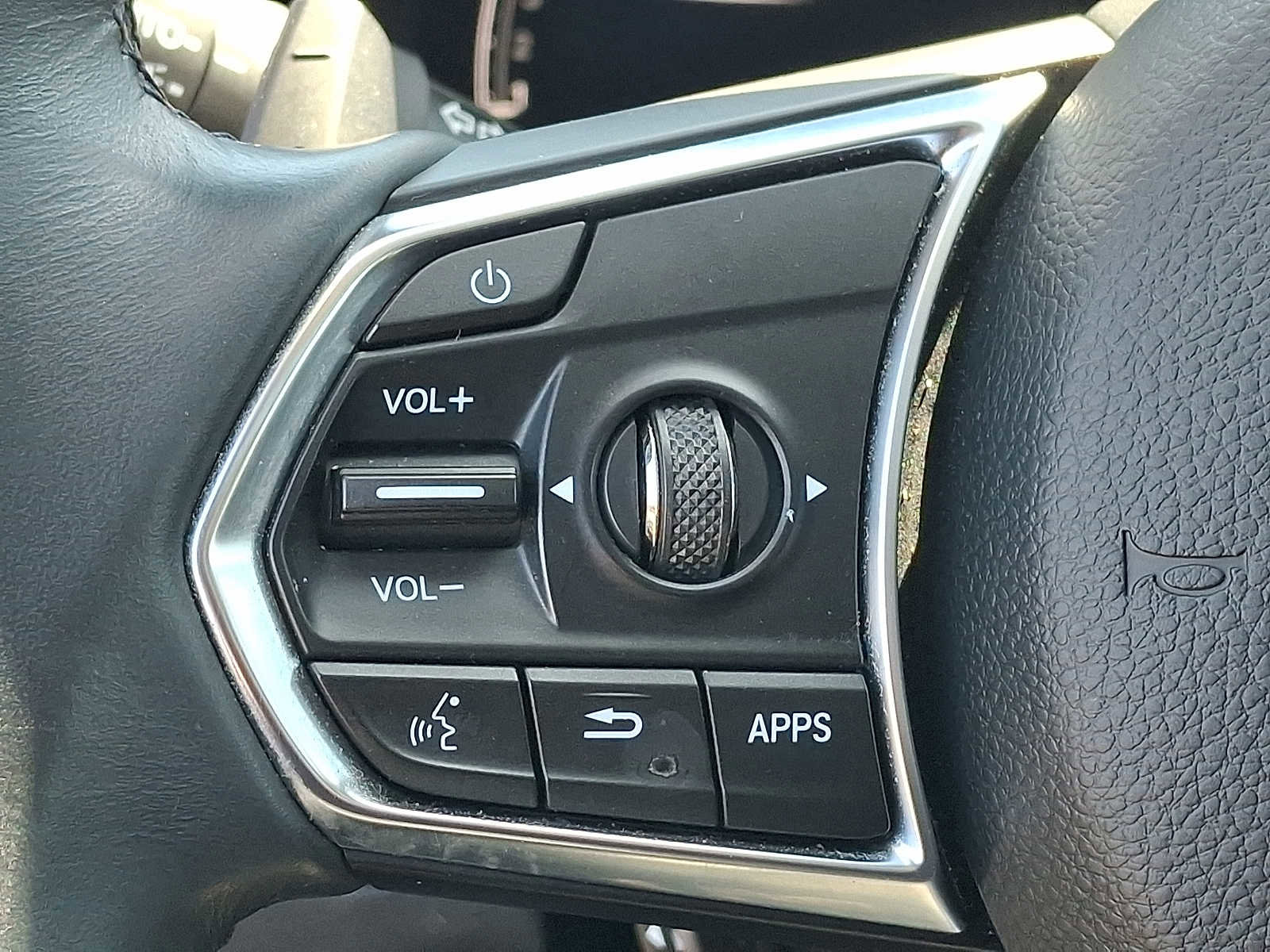 Certified 2023 Acura MDX SH-AWD w/ Technology Package image 23