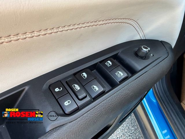 Used 2025 Jeep Compass Limited AWD/4WD image 10