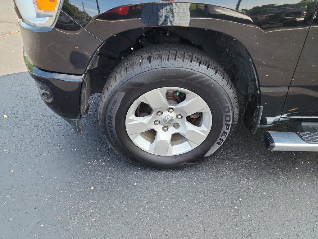 Used 2023 RAM 1500 Big Horn AWD/4WD image 30