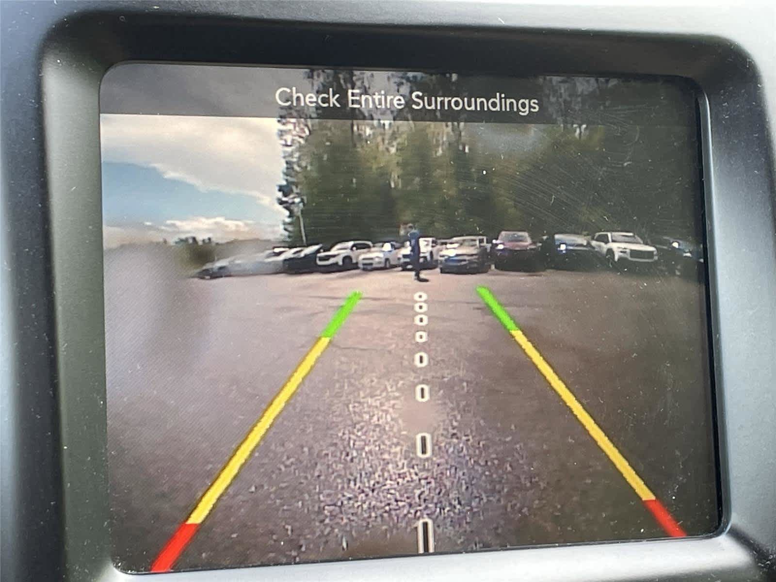 Used 2016 Jeep Cherokee Latitude w/ Comfort/Convenience Group AWD/4WD image 17
