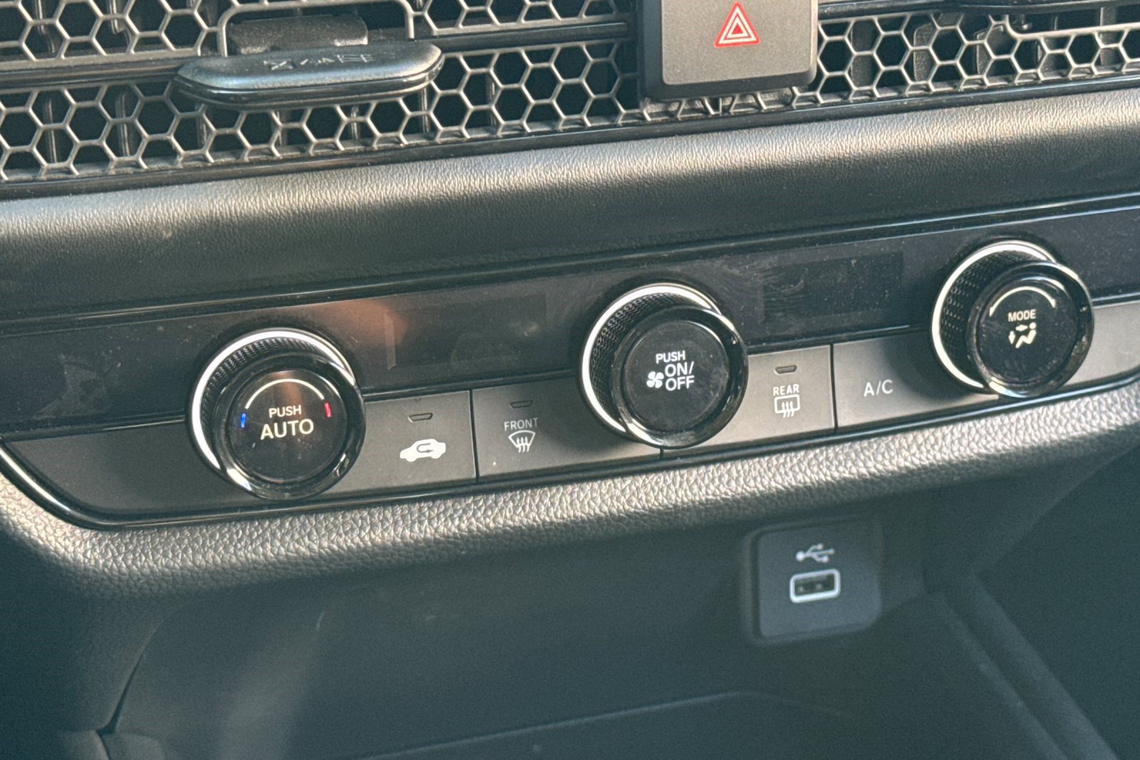 Certified 2023 Honda HR-V LX image 18