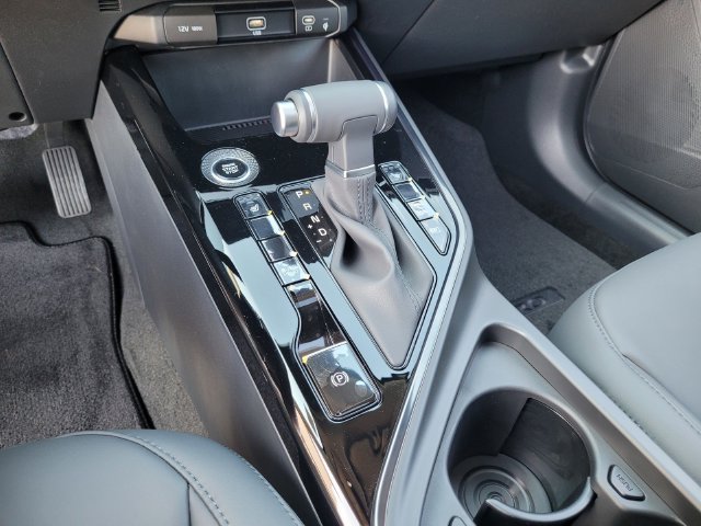 New 2026 Kia Niro EX FWD image 11