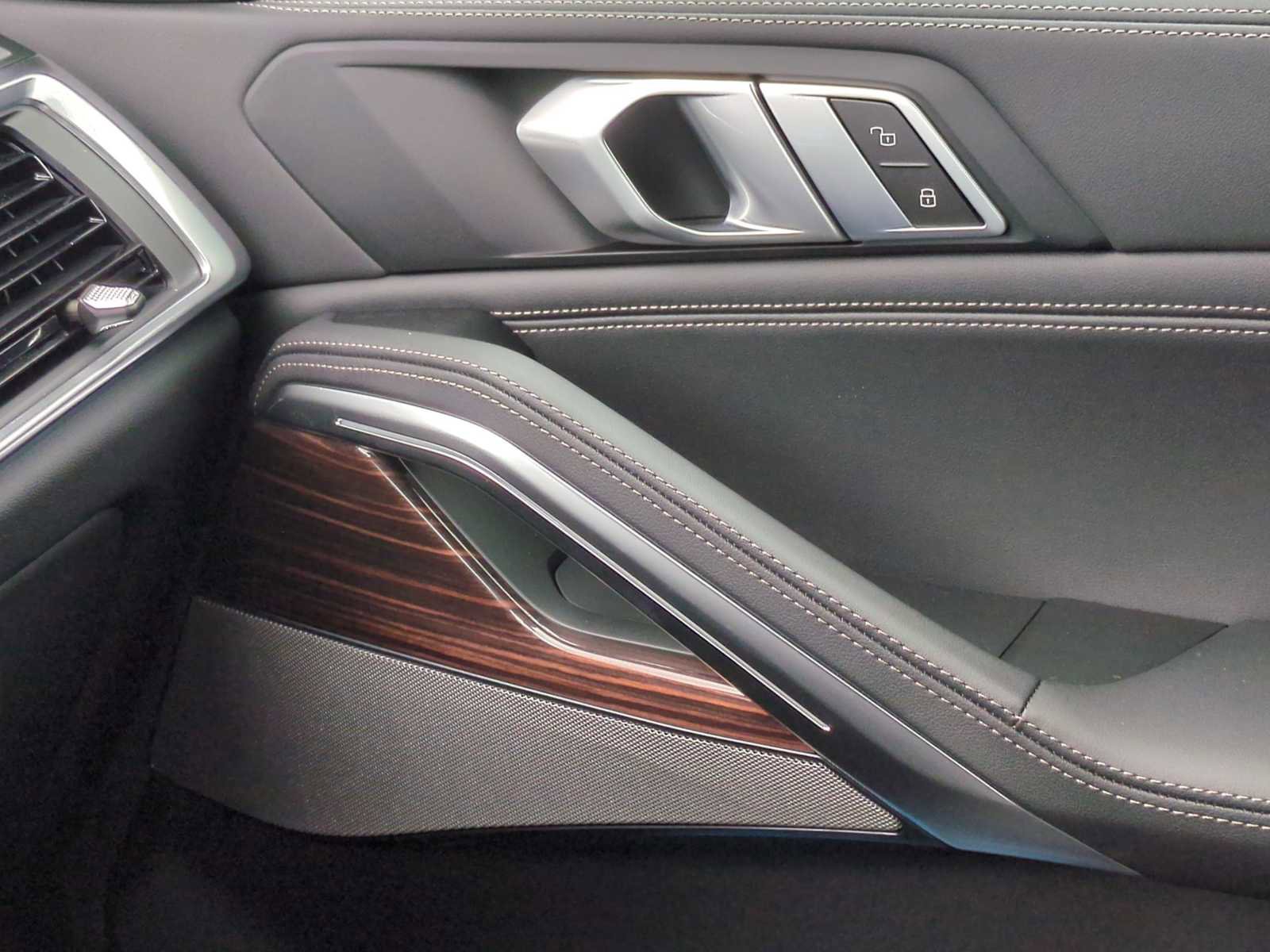 New 2026 BMW X6 xDrive40i AWD/4WD image 38