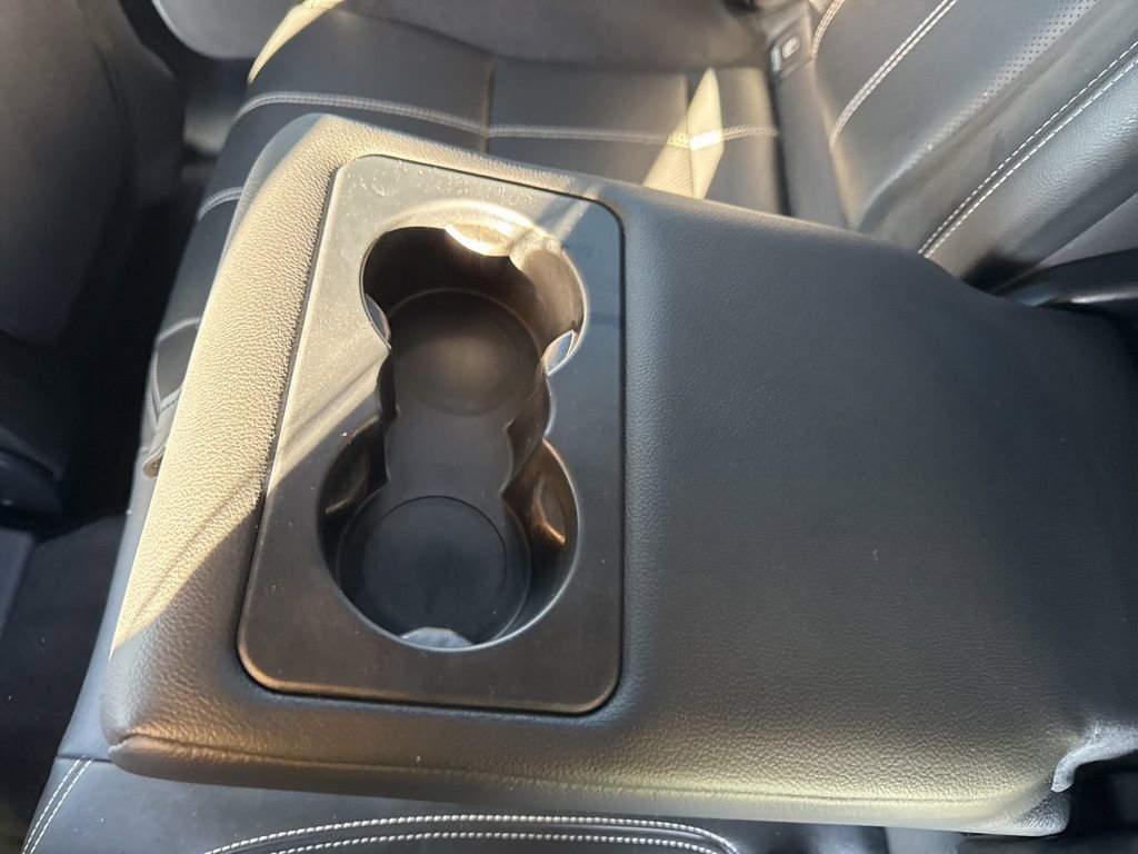 Used 2019 Land Rover Range Rover Velar R-Dynamic SE image 41