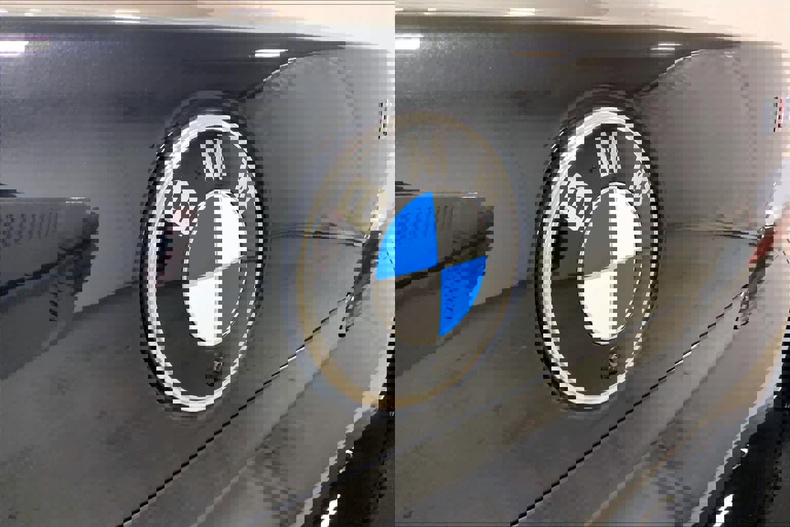 Certified 2023 BMW 760i xDrive image 30