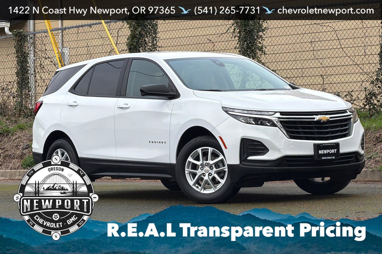 Used 2023 Chevrolet Equinox LS image 2