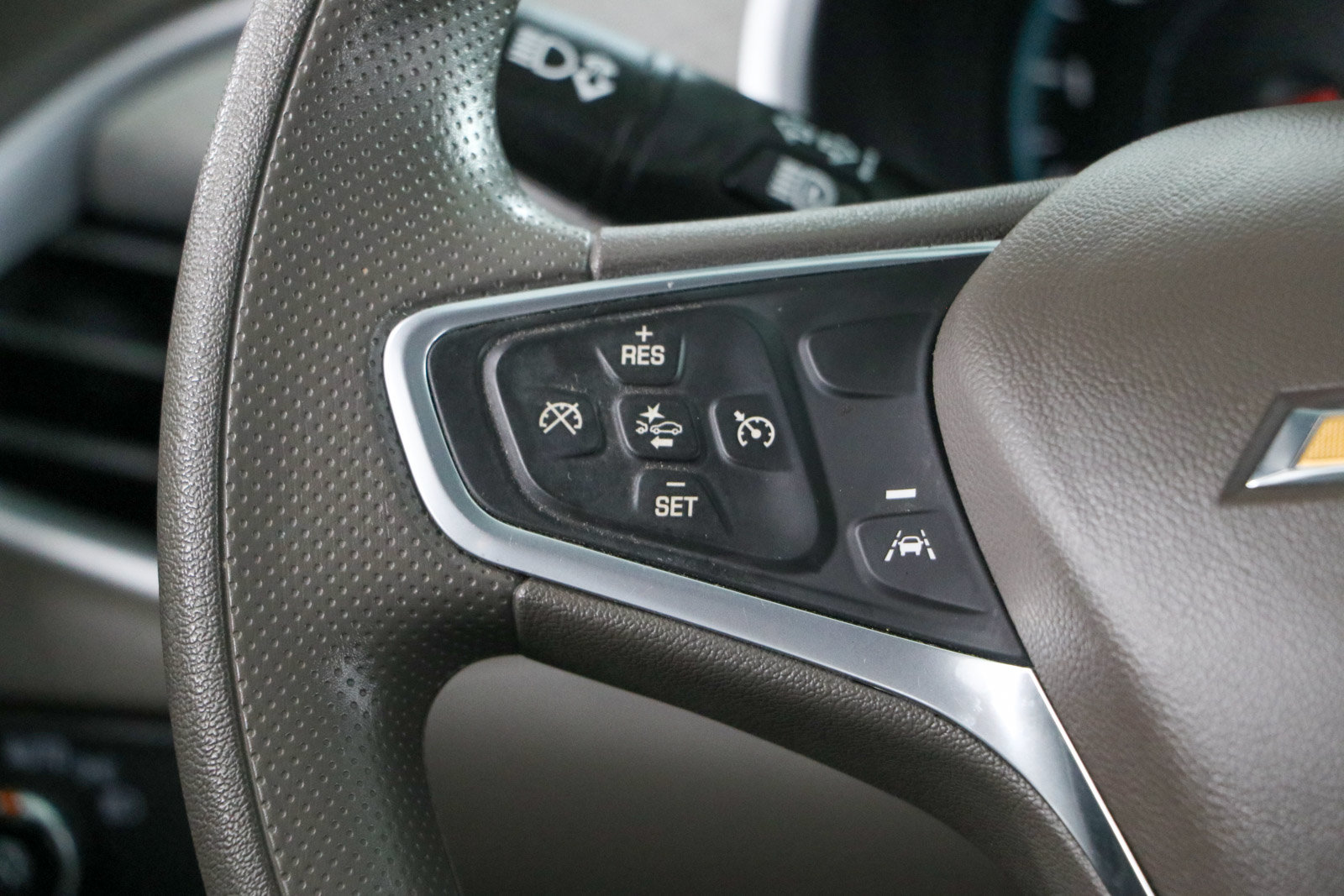 Used 2022 Chevrolet Malibu LT FWD image 13